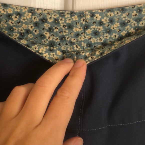 Perfect fall skirt - Picture 3 of 6